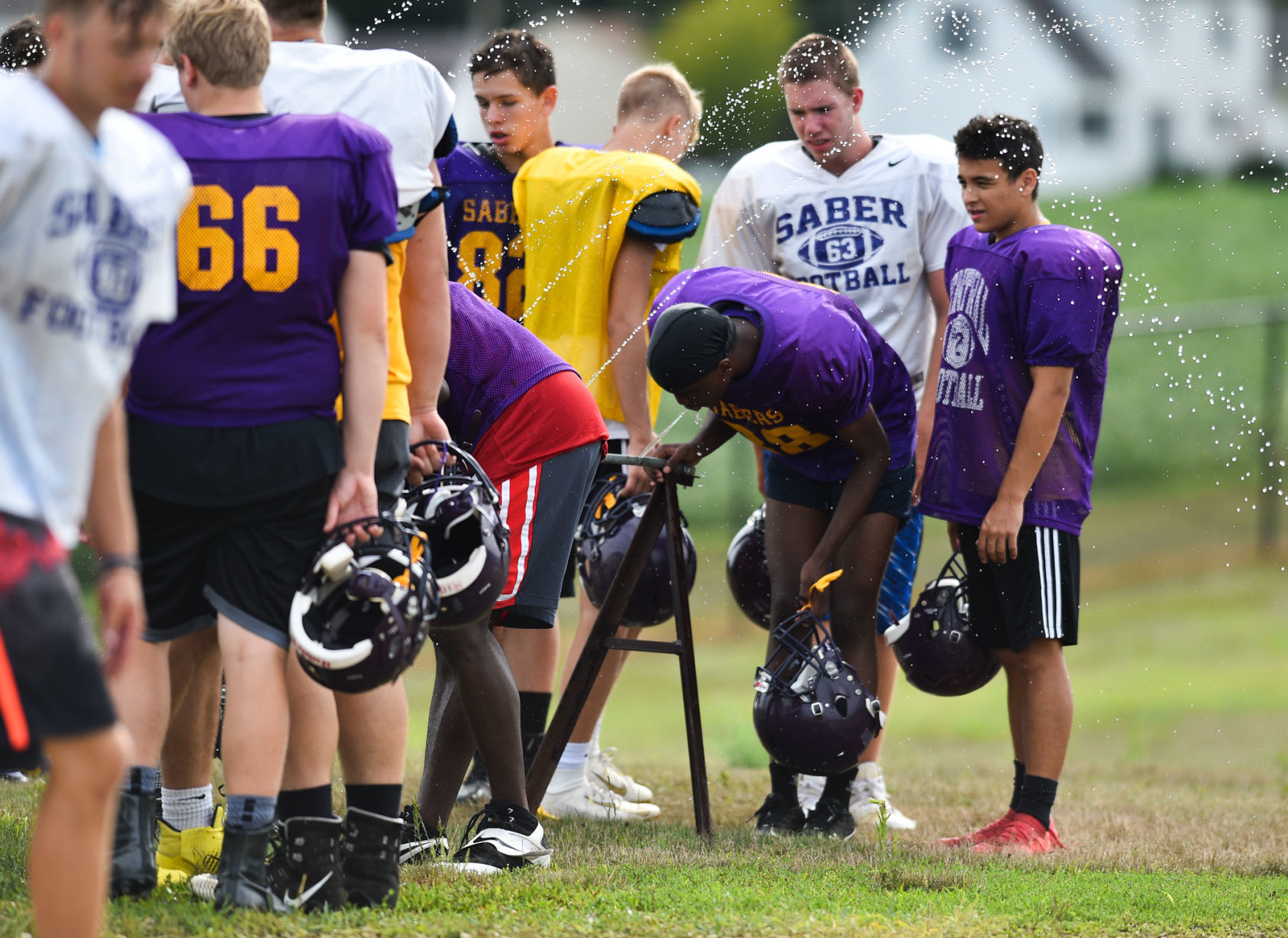 081519-qct-spt-dewitt-football-075a.JPG
